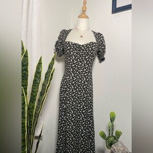 🌼 Reformation Lacey Floral Midi Dress Black Puff Sleeve Sweetheart Size 10